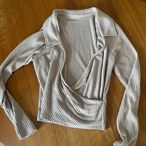 Abercrombie wrap crossover top size L
